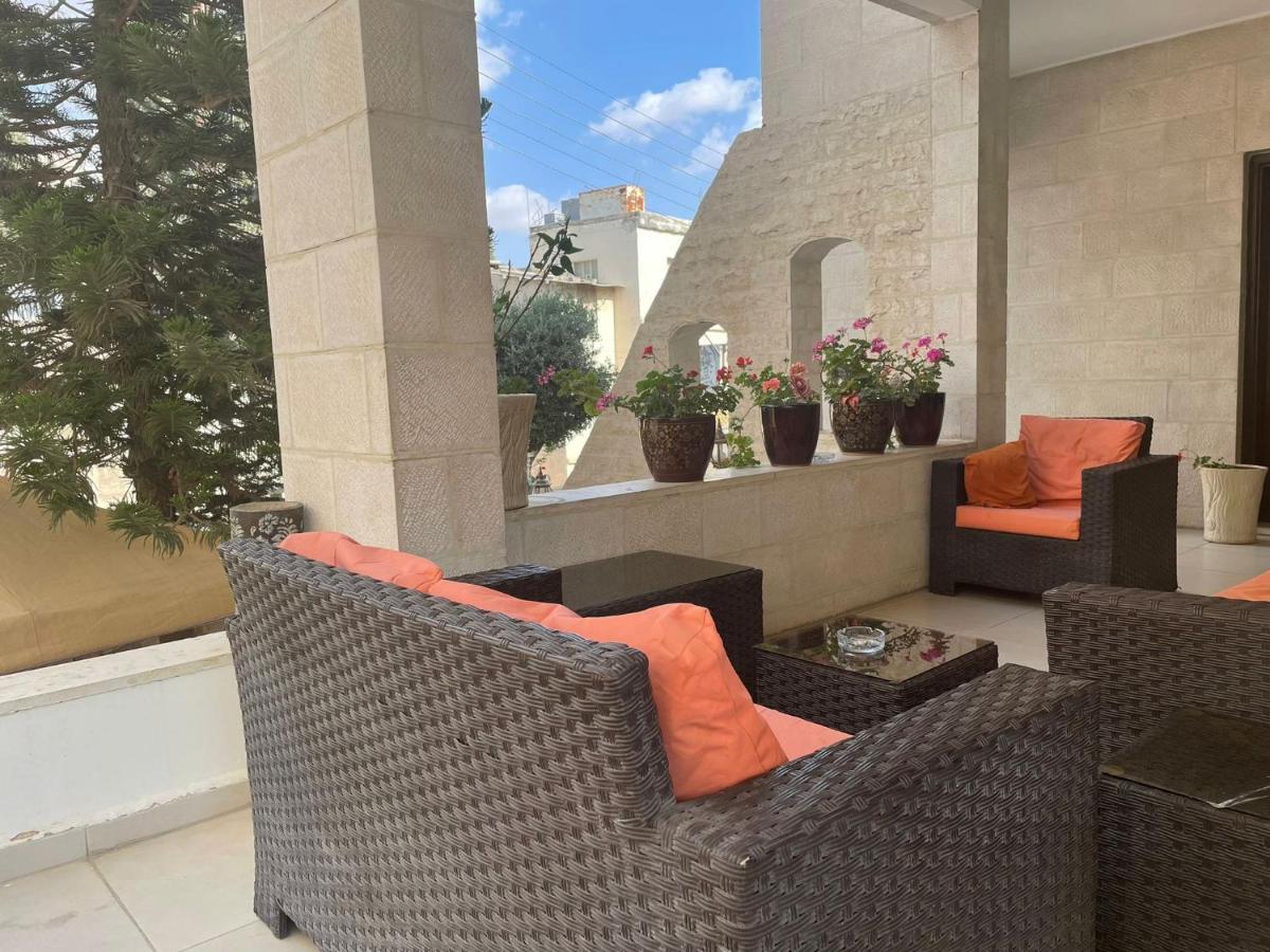 Tell Madaba Hotel Exterior photo
