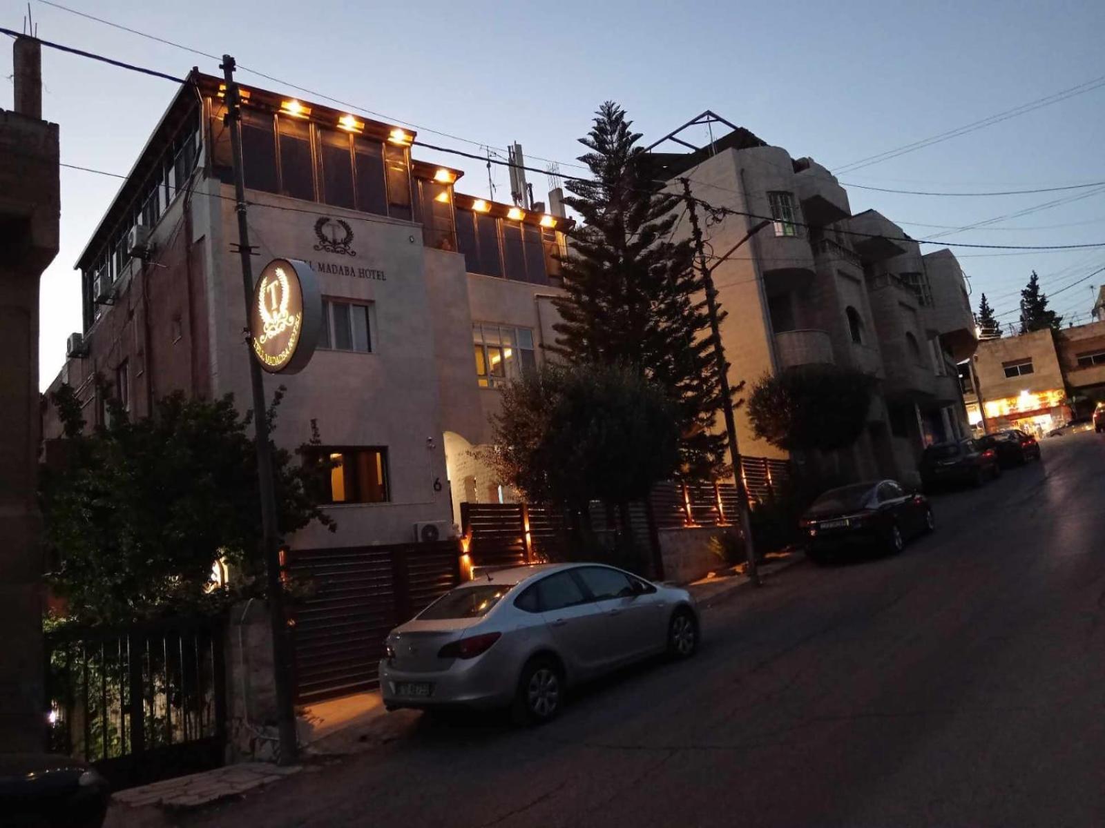 Tell Madaba Hotel Exterior photo