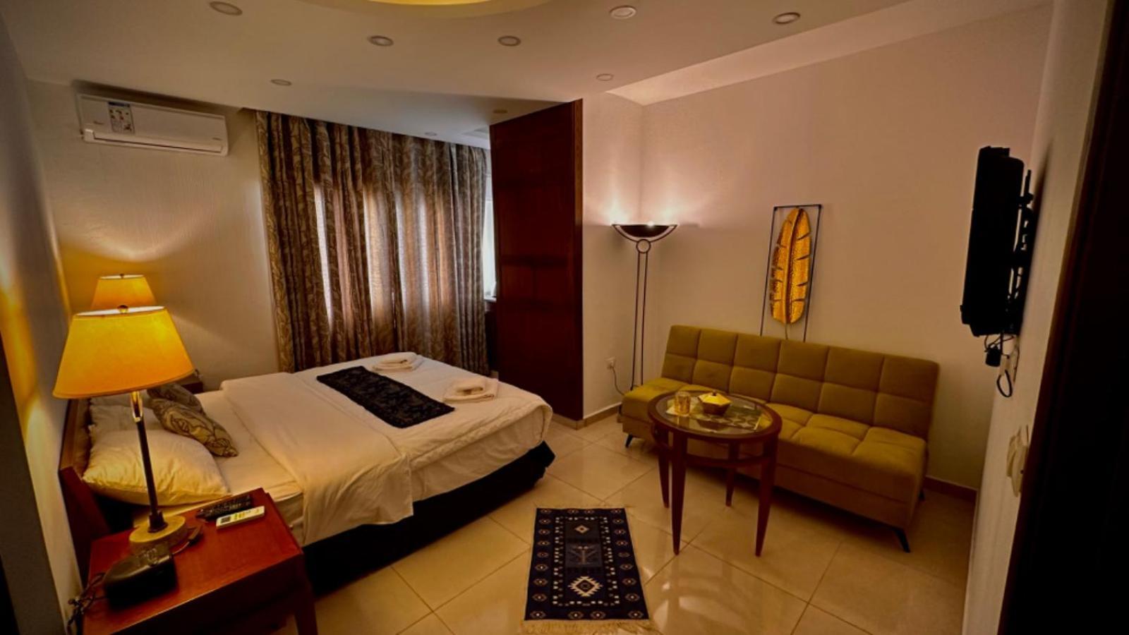 Tell Madaba Hotel Exterior photo